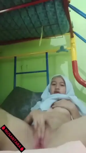 Thumbnail untuk kategori Bokep Jilbab di Liadani Live